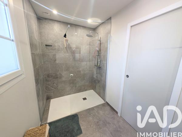 Maison à vendre 7 pièces 143 m² Aubignan