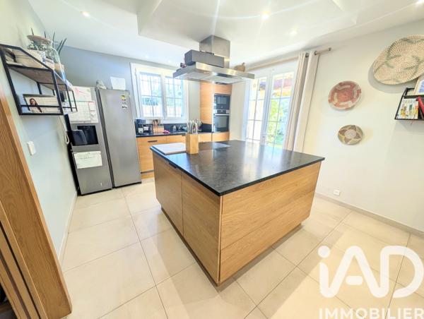 Maison à vendre 7 pièces 143 m² Aubignan