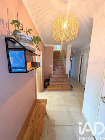 Maison à vendre 7 pièces 143 m² Aubignan