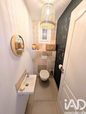 Maison à vendre 7 pièces 143 m² Aubignan