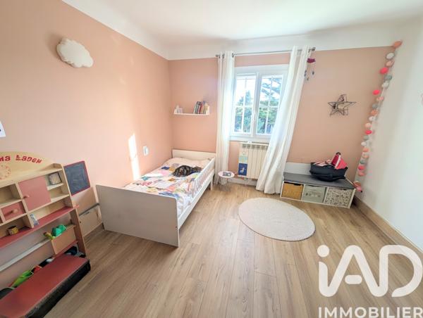 Maison à vendre 7 pièces 143 m² Aubignan