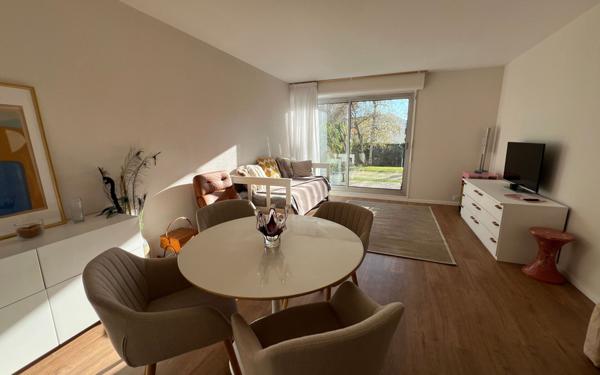 Appartement à vendre    2 pièces • 56 m2 Royan