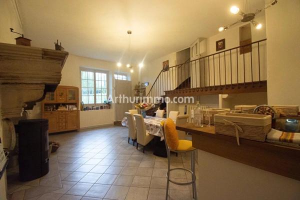 Vente Château 14 pièces 547 m2 à Besançon