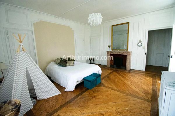 Vente Château 14 pièces 547 m2 à Besançon