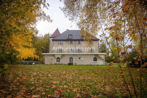 Vente Château 14 pièces 547 m2 à Besançon