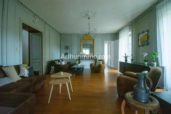 Vente Château 14 pièces 547 m2 à Besançon