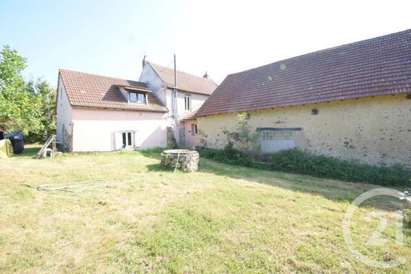 Maison à vendre  8 pièces - 287 m 2   LAPALISSE  - 03