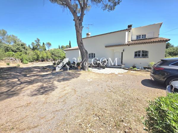 Villa 7 pièce(s) 6 chambre(s) 157 m²