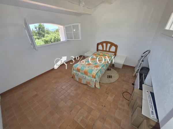 Villa 7 pièce(s) 6 chambre(s) 157 m²