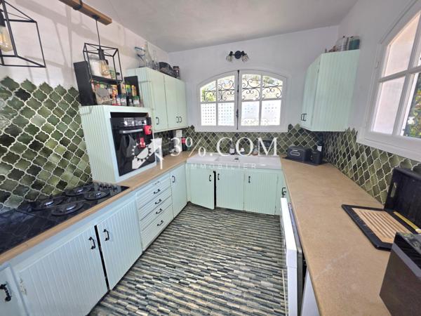 Villa 7 pièce(s) 6 chambre(s) 157 m²