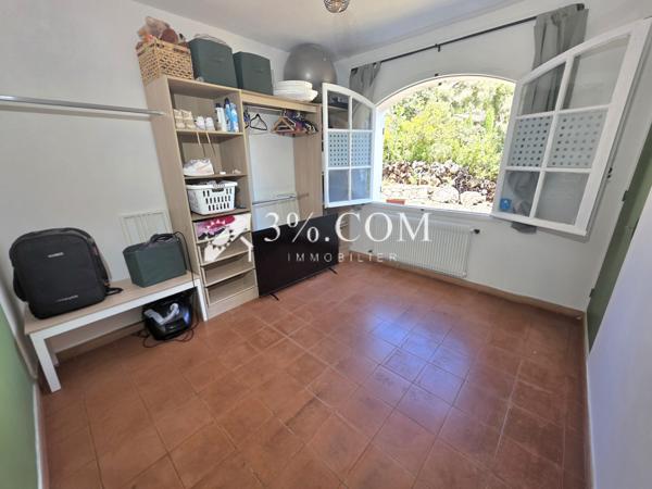 Villa 7 pièce(s) 6 chambre(s) 157 m²