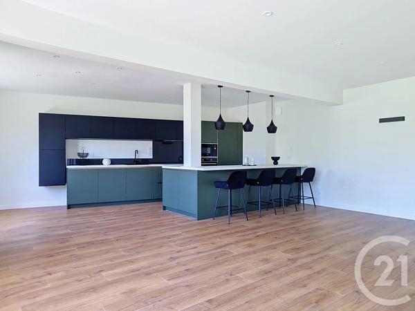 Appartement T6 à vendre  5 pièces - 100,52 m 2   CHAMALIERES  - 63