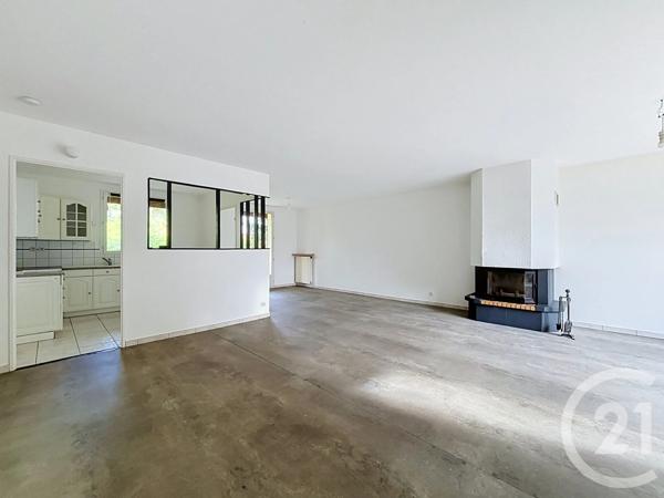 Appartement T6 à vendre  5 pièces - 100,52 m 2   CHAMALIERES  - 63
