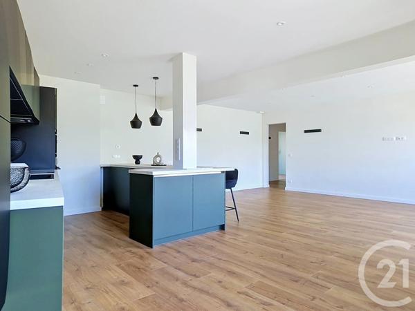 Appartement T6 à vendre  5 pièces - 100,52 m 2   CHAMALIERES  - 63