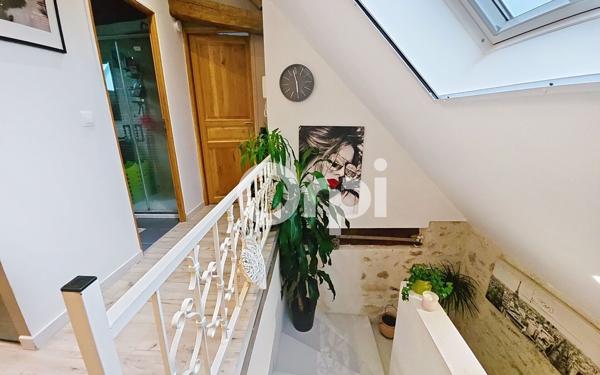 Appartement à vendre    10 pièces • 291 m2 Saint-Fargeau-Ponthierry