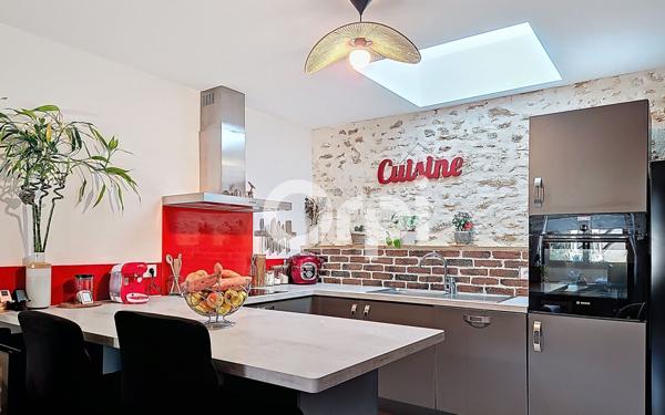 Appartement à vendre    10 pièces • 291 m2 Saint-Fargeau-Ponthierry