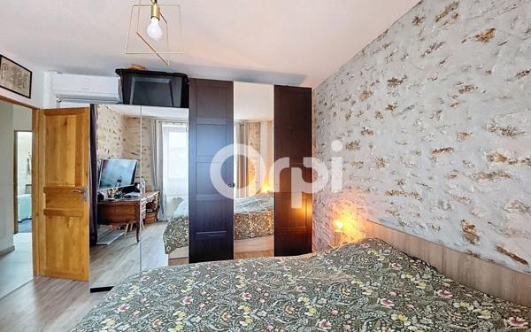 Appartement à vendre    10 pièces • 291 m2 Saint-Fargeau-Ponthierry