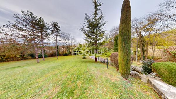 A VENDRE - Propriété 4 chambres de 160 m² avec piscine - AOUSTE SUR SYE 26400