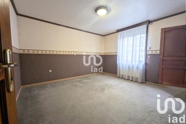 Maison traditionnelle 7 pièces de 215 m² à Grenay (62160)