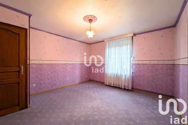 Maison traditionnelle 7 pièces de 215 m² à Grenay (62160)