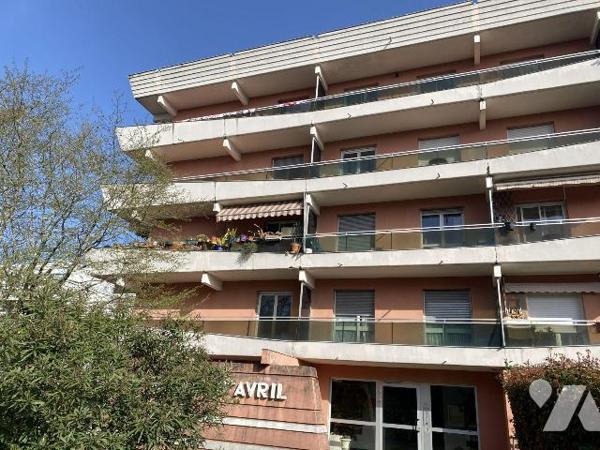 LORMONT Résidence L'HERBE D'AVRIL 
Grand appartement de 81,53 m² avec 23 m² de balcons 
Vous ...