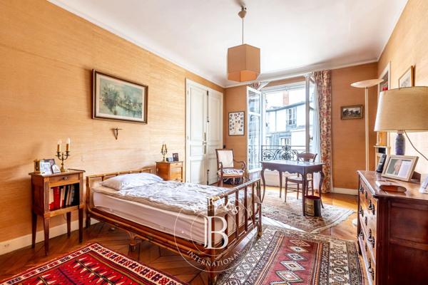Paris 17ème, Appartement 6 Chambres -  250 m² à vendre