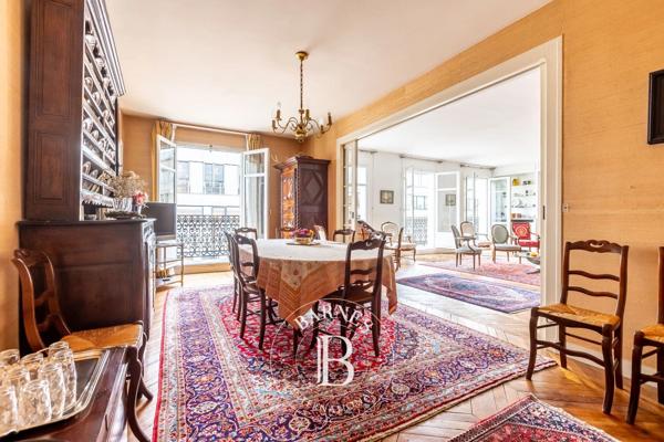 Paris 17ème, Appartement 6 Chambres -  250 m² à vendre