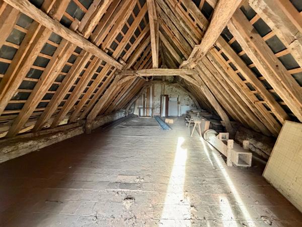 Maison à vendre 5 pièces TIERCE (49)