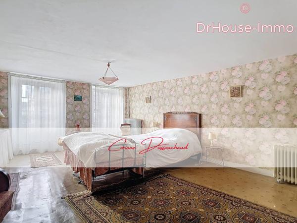 Maison à vendre 10 pièces de 239 m²