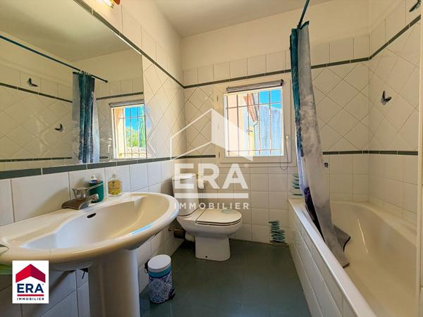 Ensemble immobilier comprenant 2 maisons