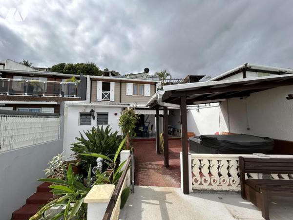 Maison 4 chambres avec vue mer - LA POSSESSION