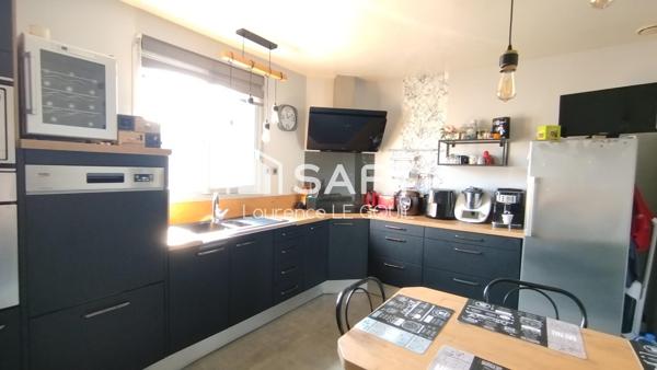 Maison familiale avec dépendances sur un beau terrain arboré