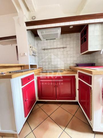Maison de village meublée + garage