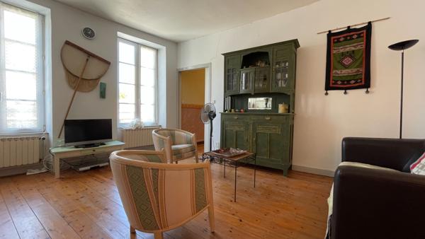 A LOUER APPARTEMENT MEUBLE LA ROCHELLE CENTRE VILLE
