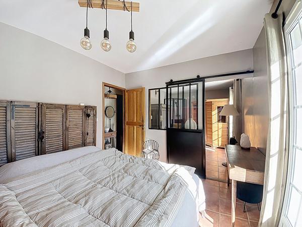 Maison Pierrevert 5 pièces 172 m², terrasse, piscine, et dépendance