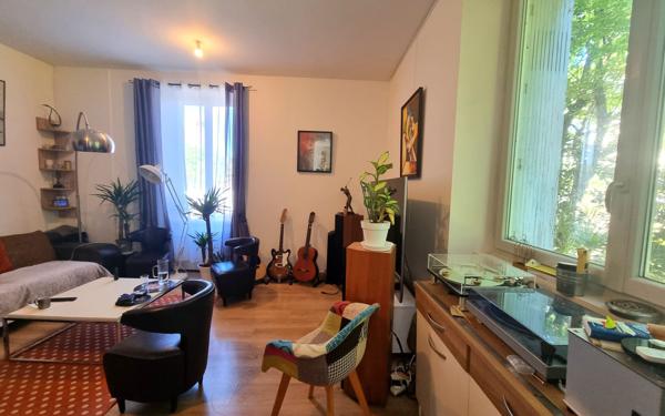 Appartement à vendre    3 pièces • 102,71 m2 Jurançon