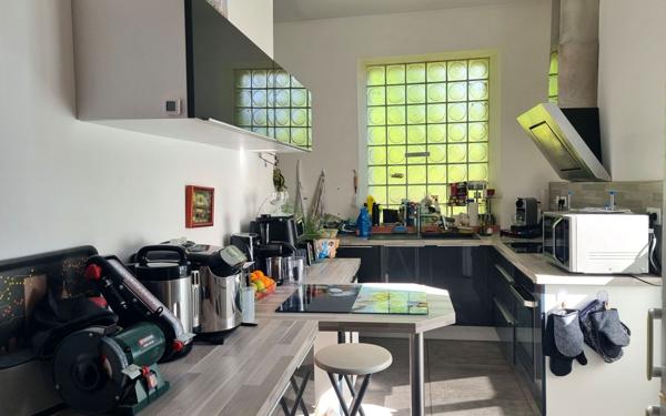 Appartement à vendre    3 pièces • 102,71 m2 Jurançon