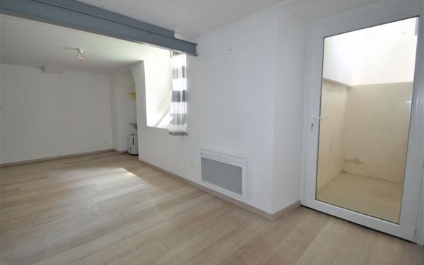 Appartement à vendre    3 pièces • 102,71 m2 Jurançon