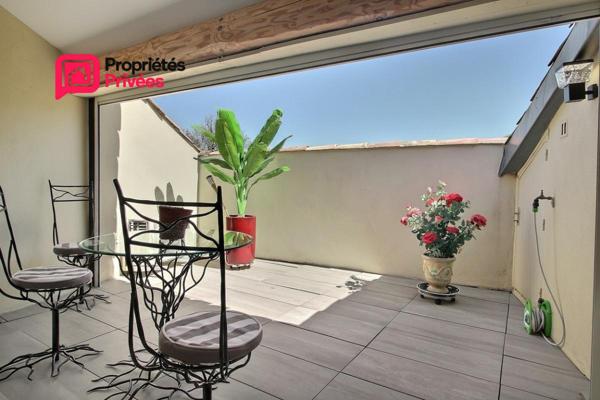 UZES : A 5 km Maison de village  5 pièce(s) 118 m2, Terrasse , entièrement rénovée