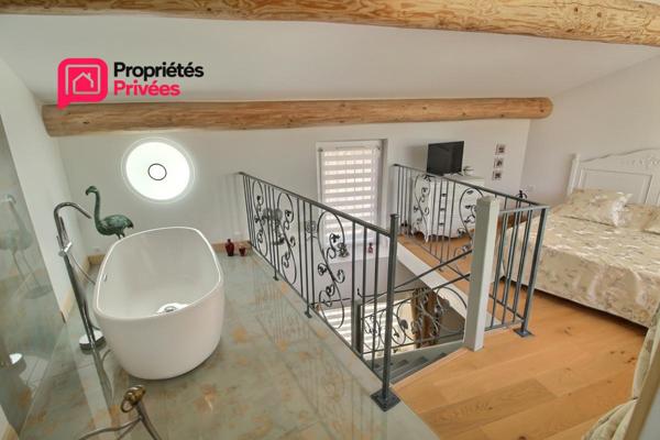 UZES : A 5 km Maison de village  5 pièce(s) 118 m2, Terrasse , entièrement rénovée