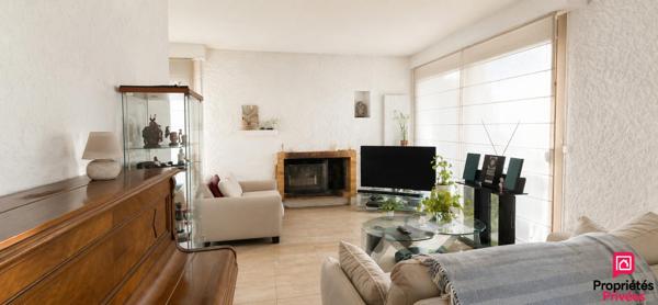LE BOUSCAT - Maison familiale 4 chambres avec jardin, piscine chauffée et garage
