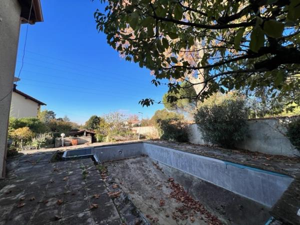 Quint Fonsegrives Maison 11 pièce(s) 209.91 m2 avec terrasse et piscine