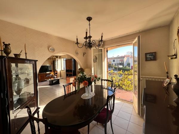 Quint Fonsegrives Maison 11 pièce(s) 209.91 m2 avec terrasse et piscine