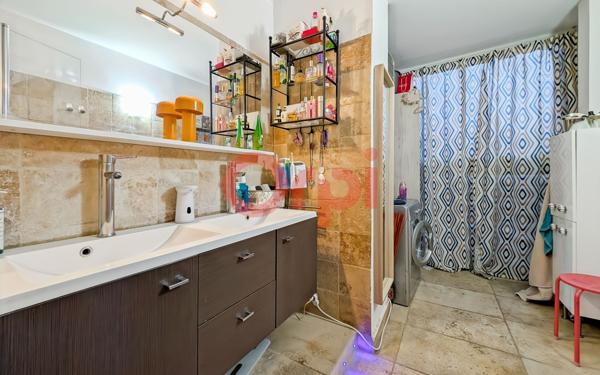 Appartement à vendre    3 pièces •  La Valette-du-Var