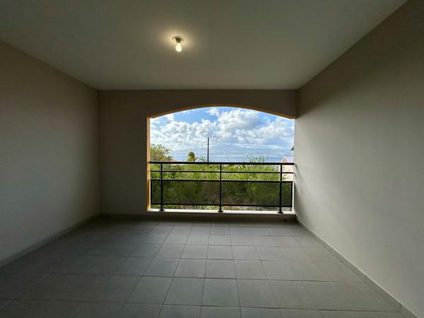 Appartement T1 à louer aux Trois Ilets avec vue mer et climatisation