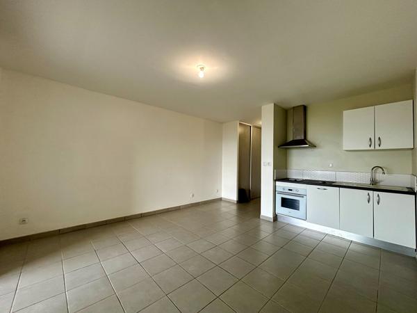 Appartement T1 à louer aux Trois Ilets avec vue mer et climatisation