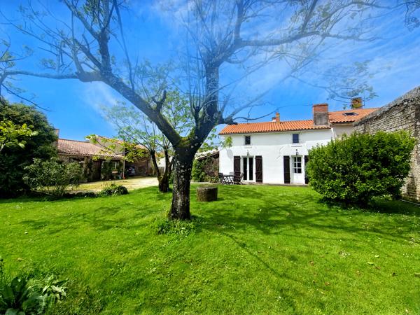 Maison à vendre à Les Velluire-sur-Vendée (85770) - Vendée