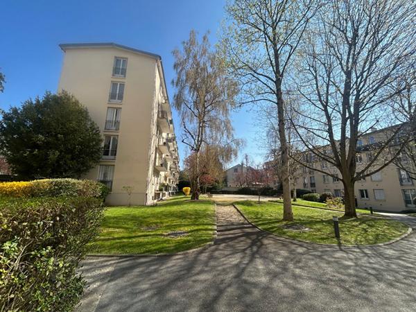 Appartement Versailles 3 pièce(s) 45.36 m2