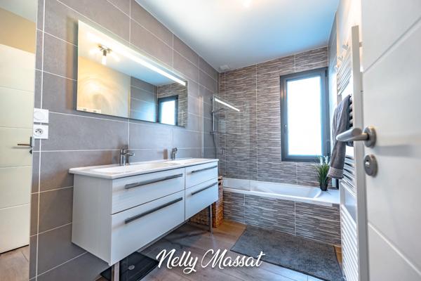 CHAMBÉRY – BISSY | PLAIN-PIED 91 M² – 3 CHAMBRES – TERRASSE – GARAGE
