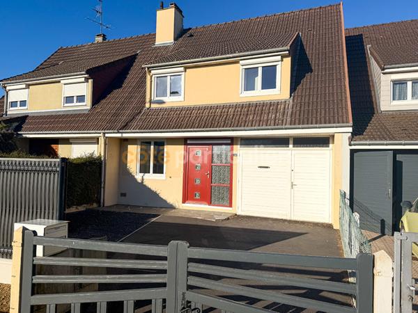 Vente
                Maison88,5 m² - 6 Pièces -
                    AGNEAUX (50180)